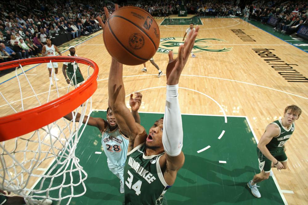 英超赛场的 英超赛场的